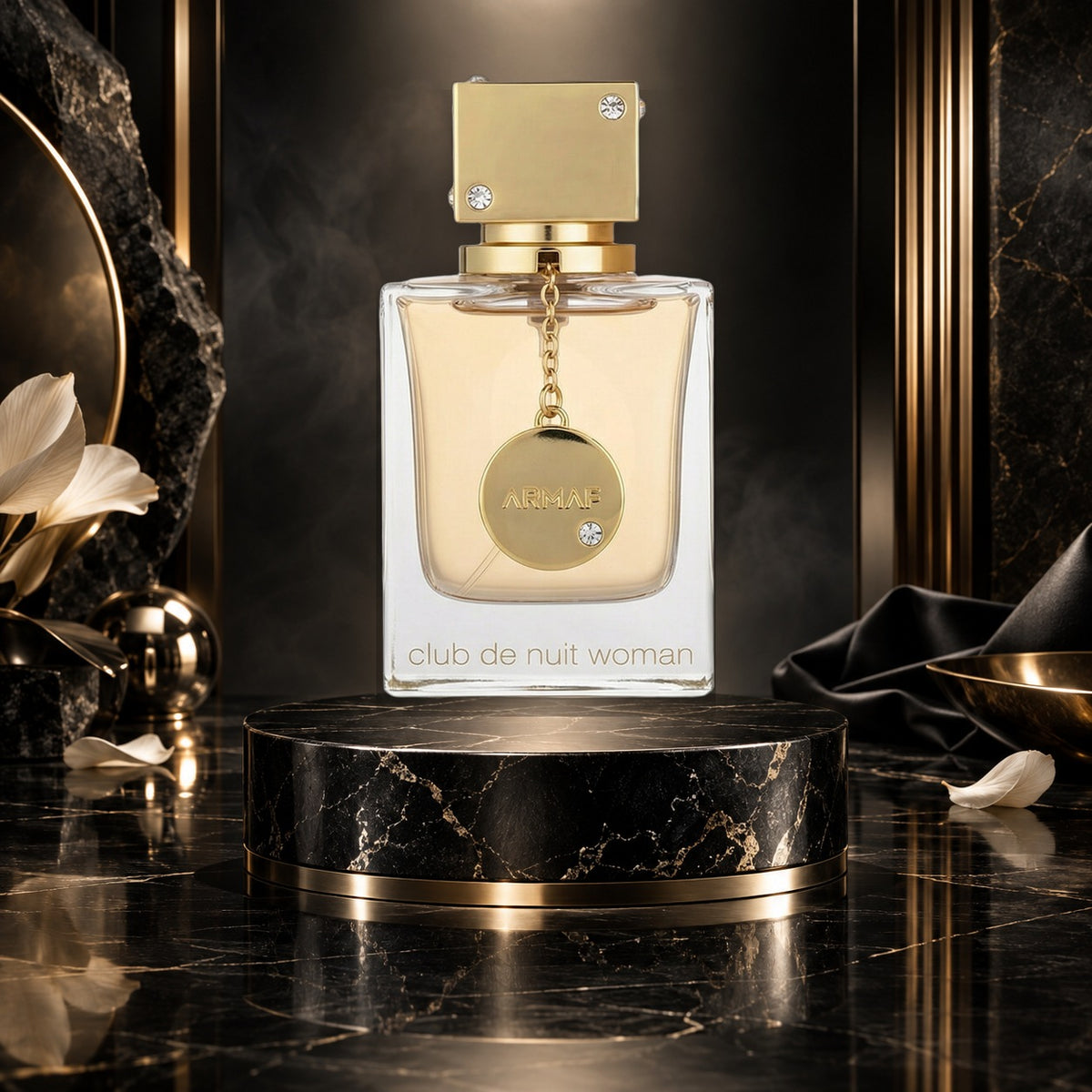 Club de Nuit Woman Eau de Parfum (donna) 30 ml - NewBelle campagna