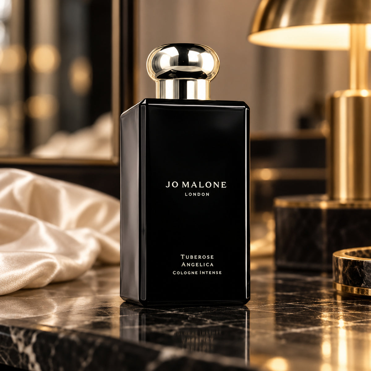 Jo Malone Tuberose Angelica, 100 ml — ambientazione lifestyle