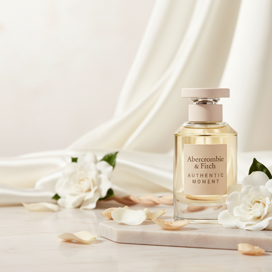 Abercrombie & Fitch Authentic Moment Woman Eau de Parfum (donna)