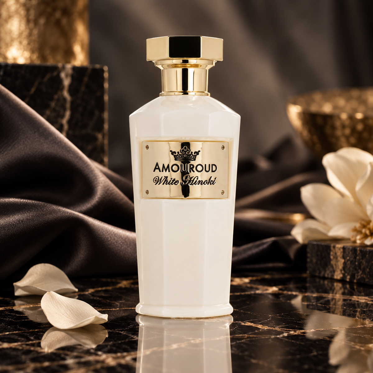Amouroud White Hinoki — scena luxury NewBelle 1