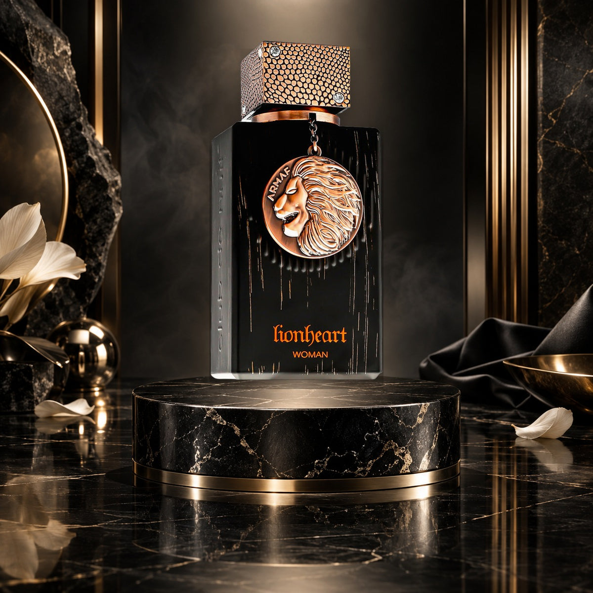 Club de Nuit Lionheart Woman - NewBelle campagna