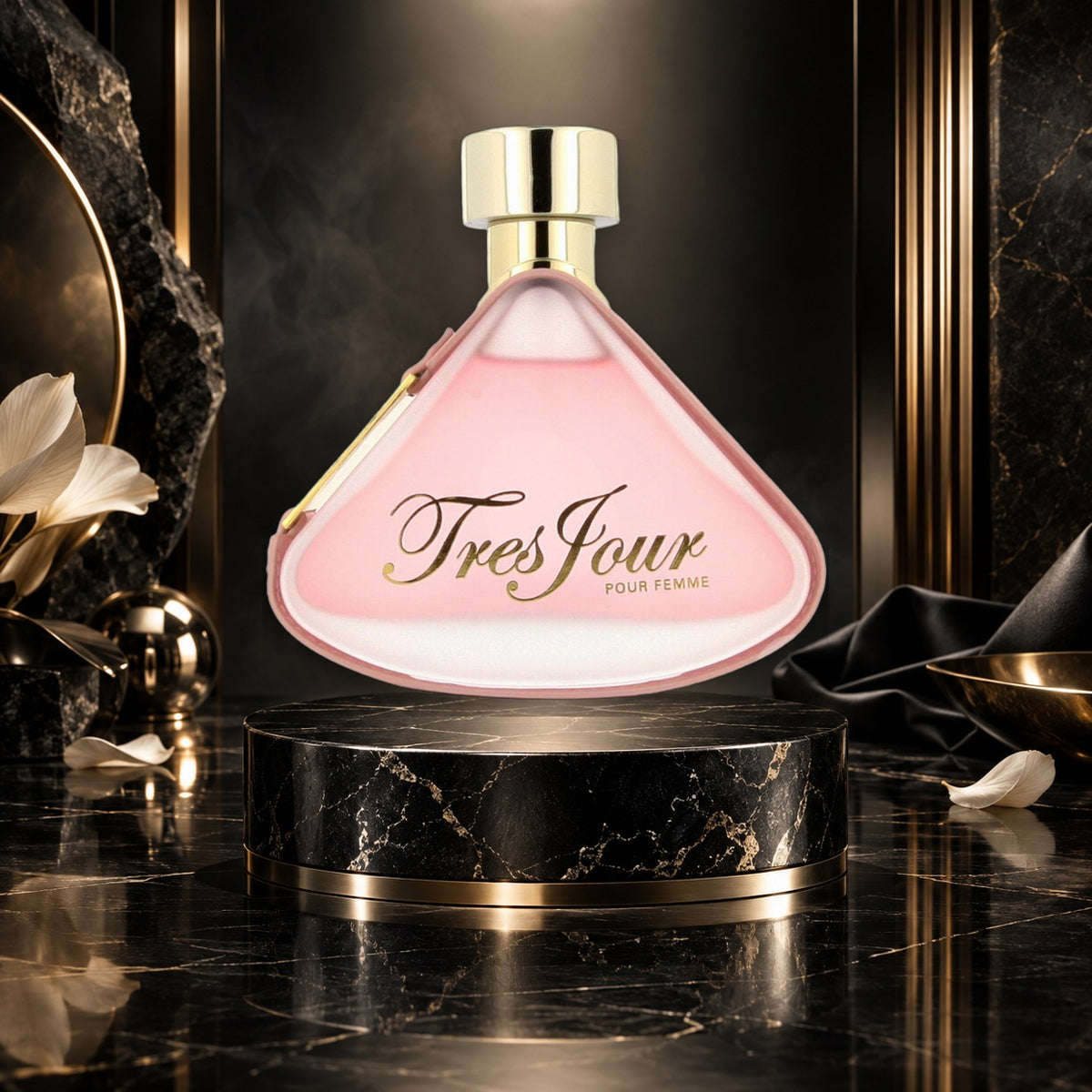 Tres Jour Pour Femme - NewBelle campagna