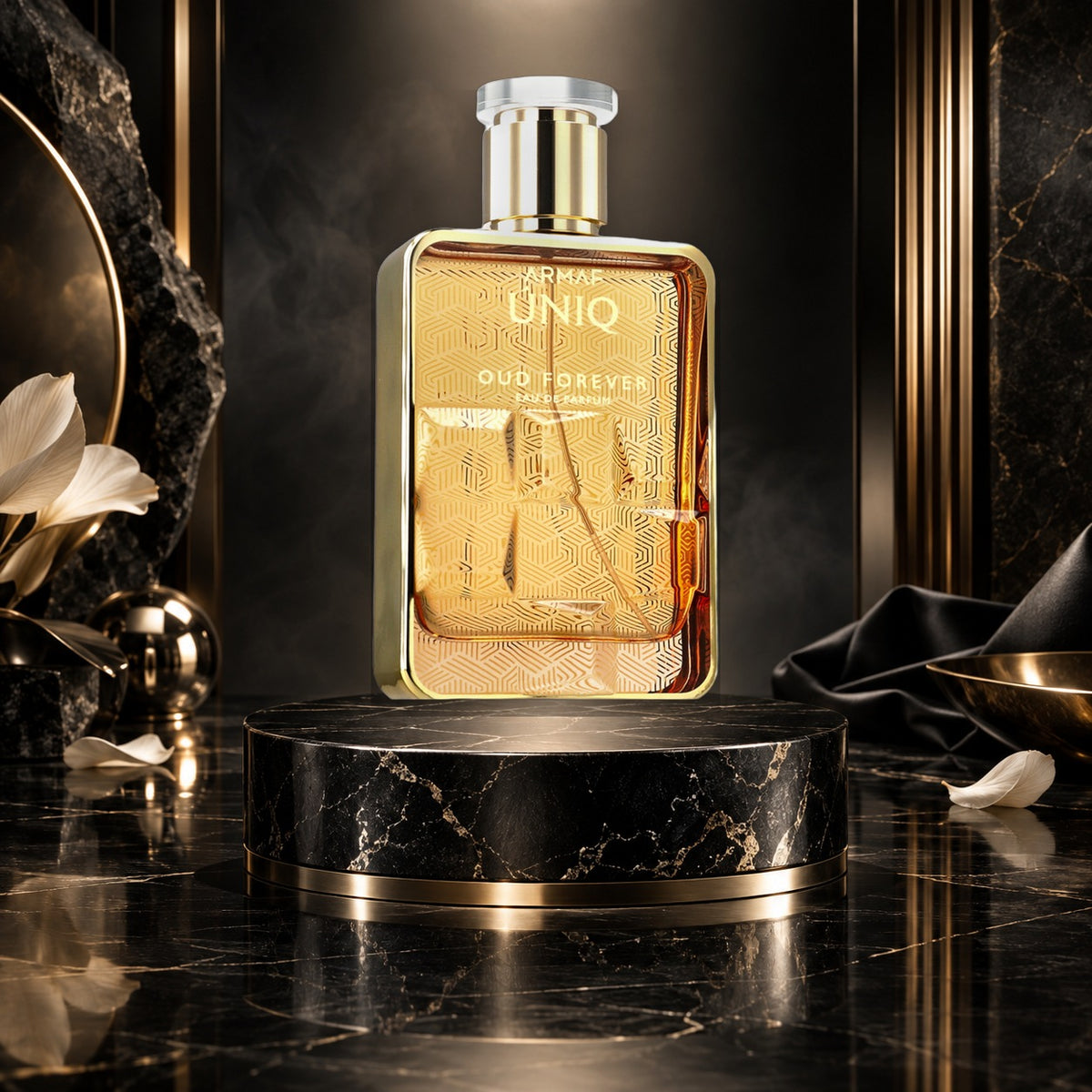 Úniq Oud Forever - NewBelle campagna