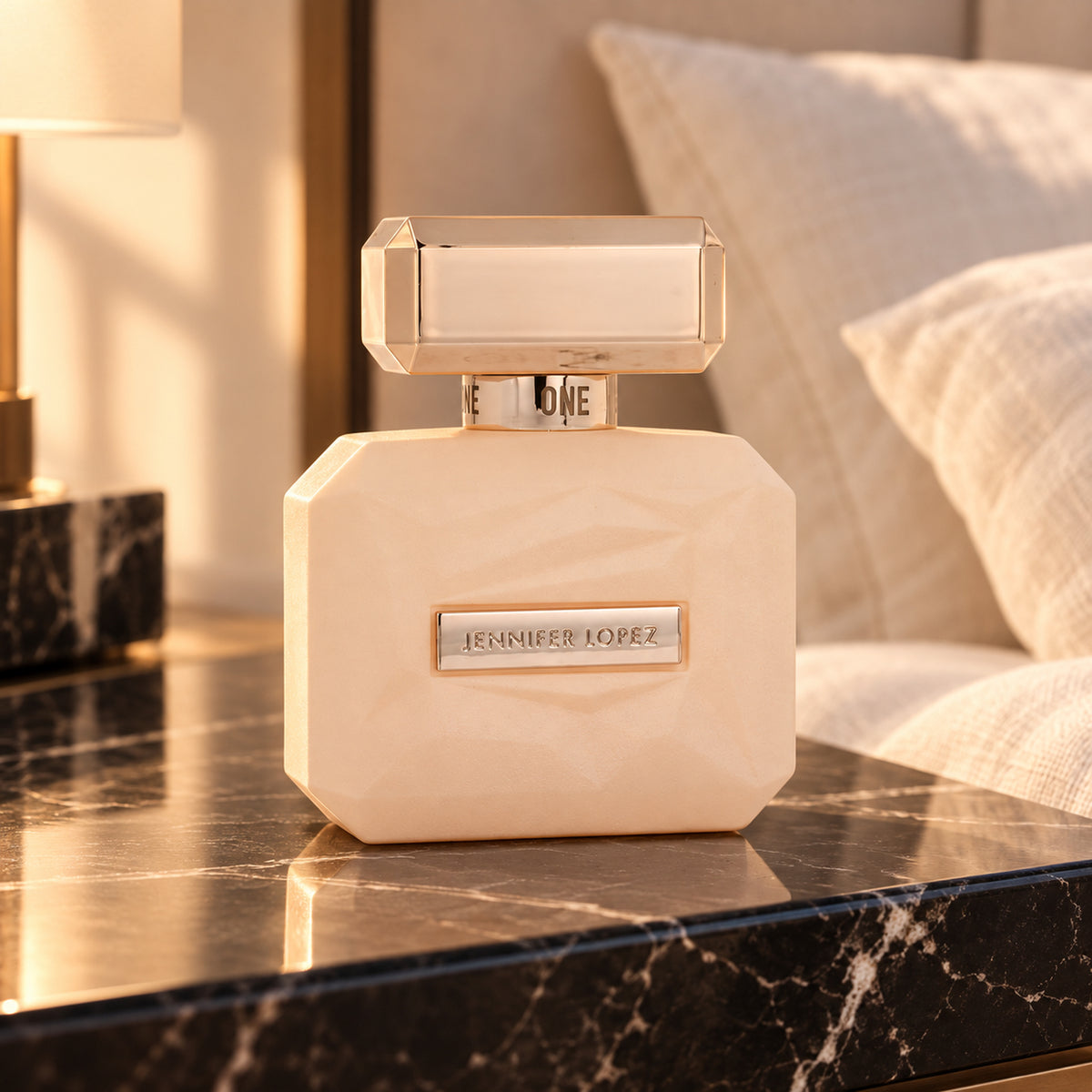 Jennifer Lopez One, 30 ml — ambientazione lifestyle
