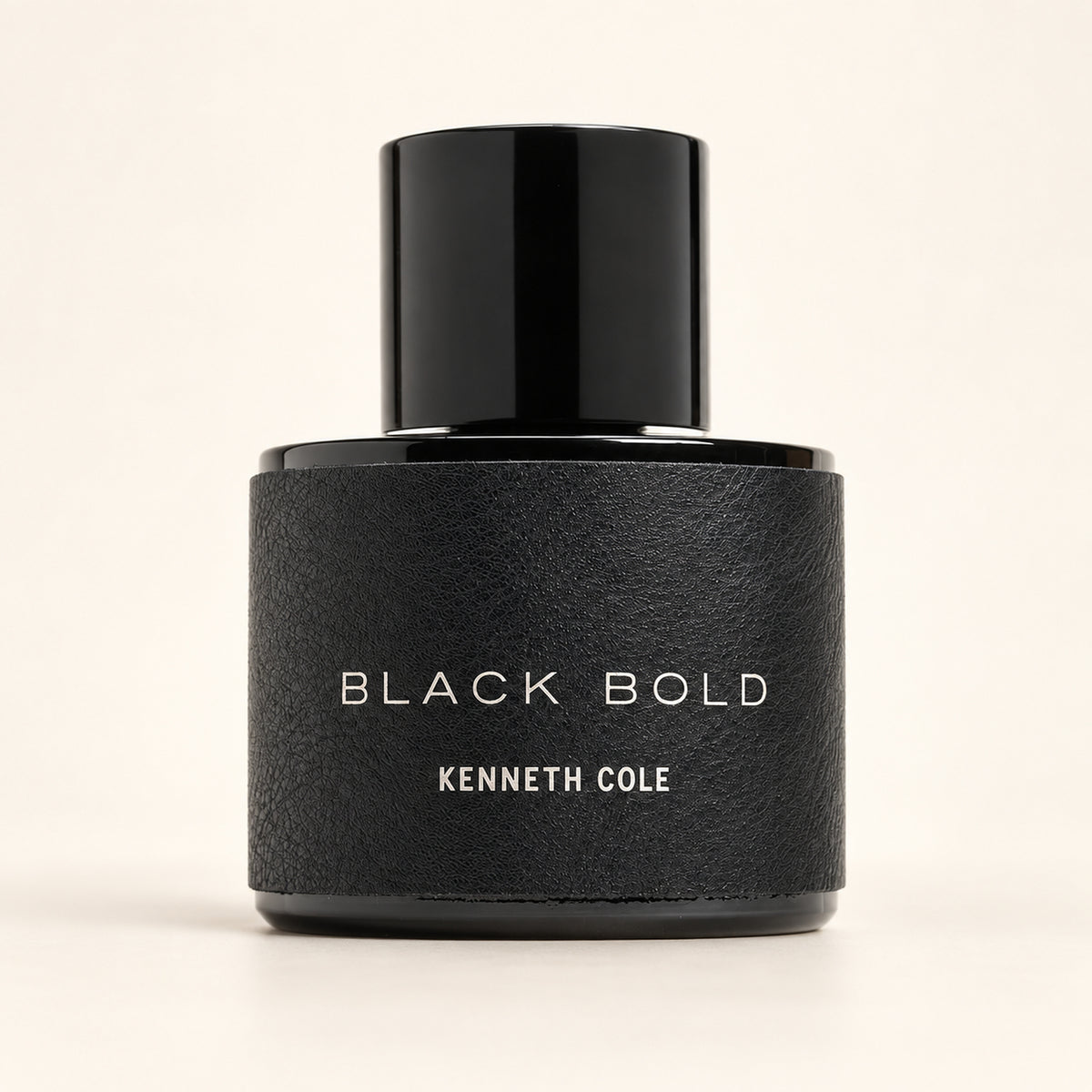 Kenneth Cole Black Bold, 100 ml — flacone