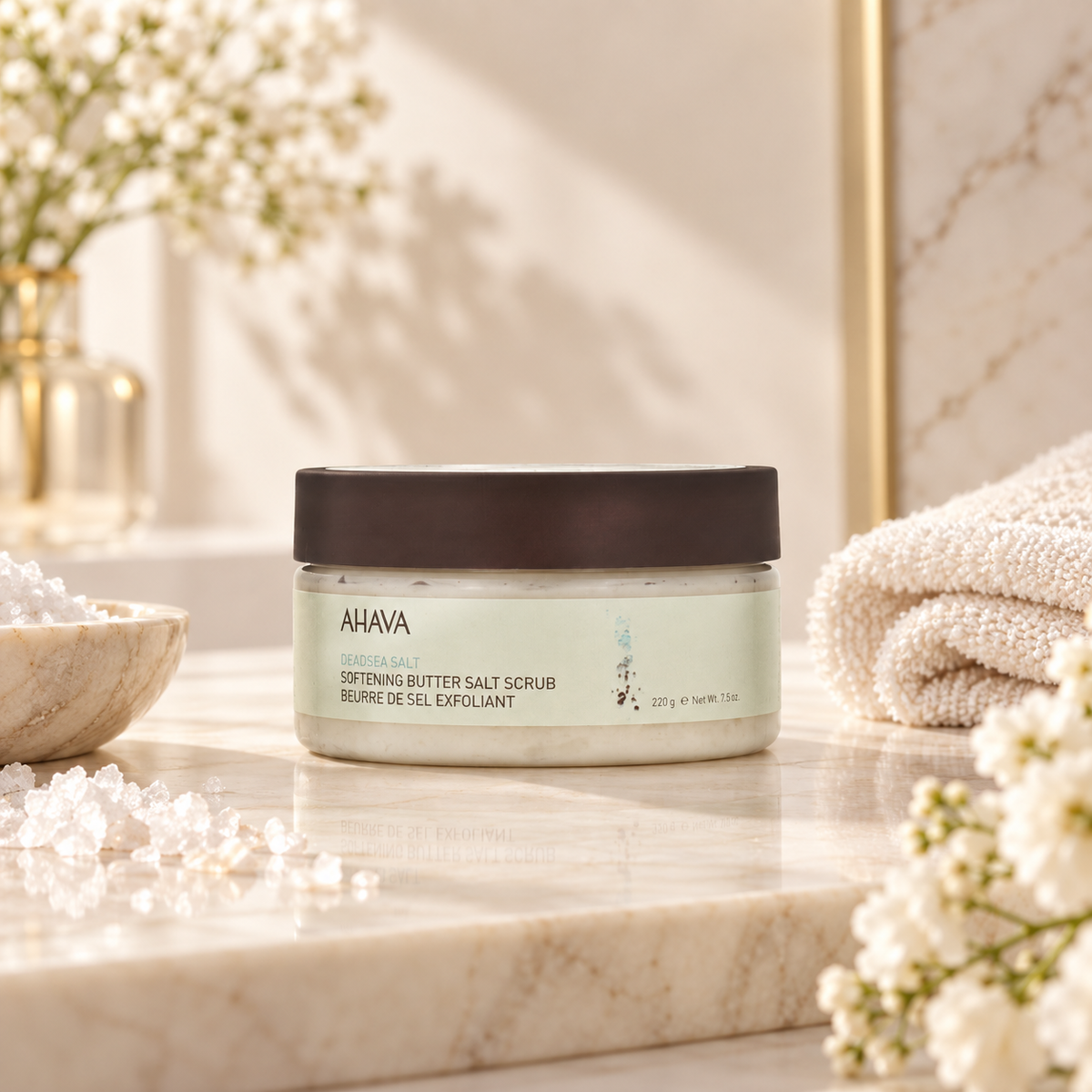 Deadsea Salt Softening Butter Salt Scrub — ambientazione chiara NewBelle