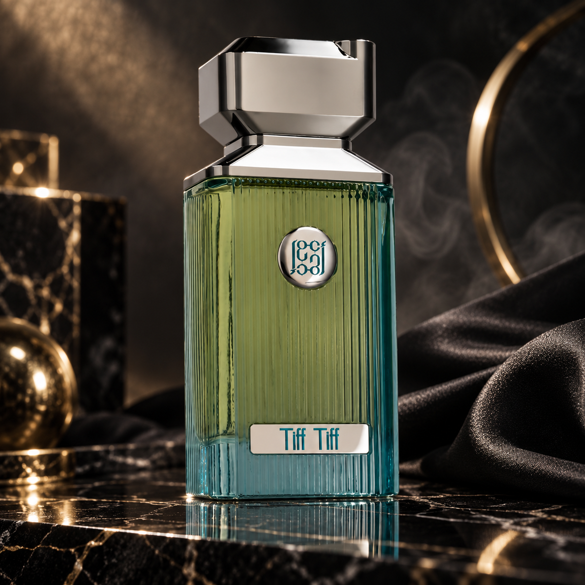 Tiff Tiff — ambientazione luxury scura