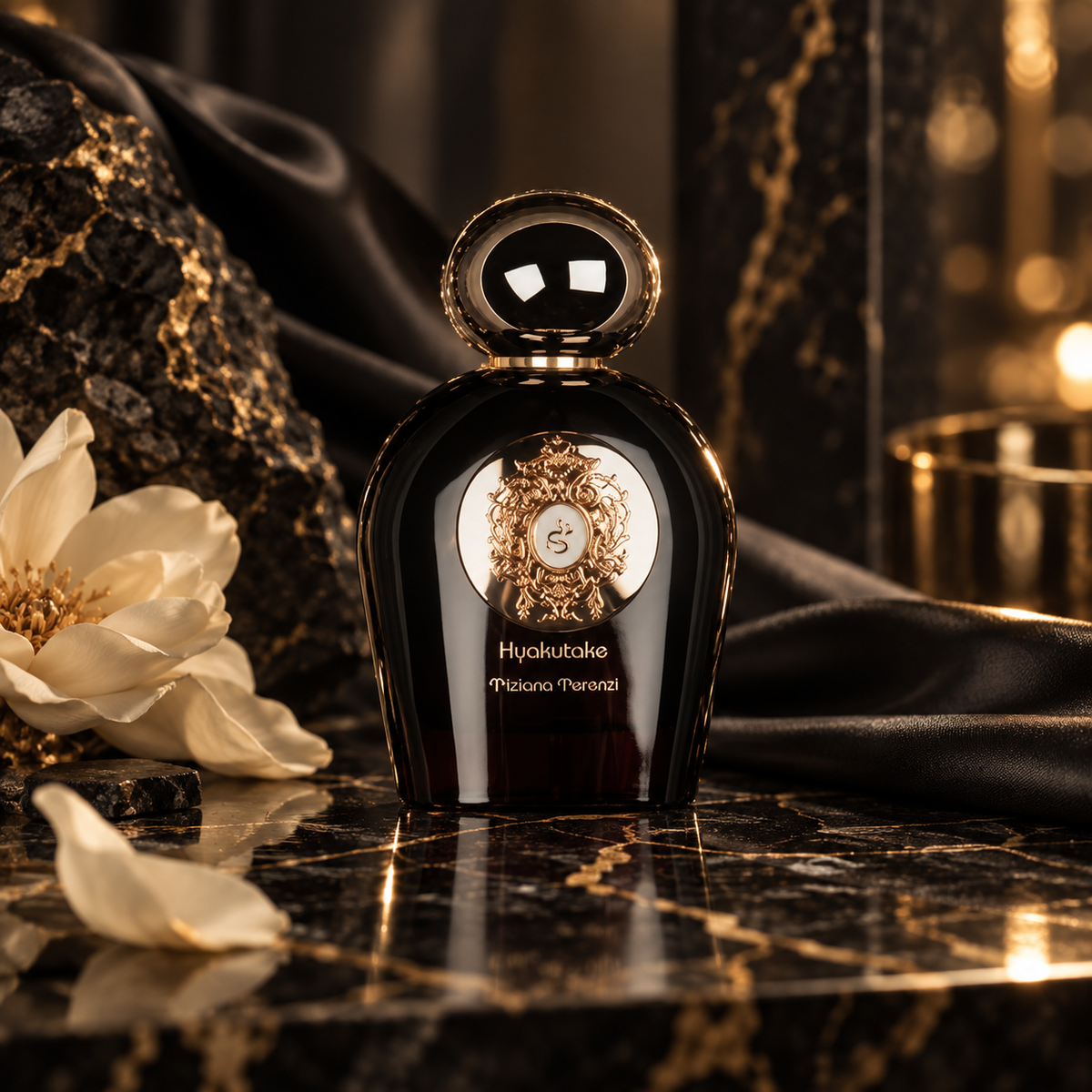 Tiziana Terenzi Hyakutake Extrait de parfum - NewBelle luxury scene 2